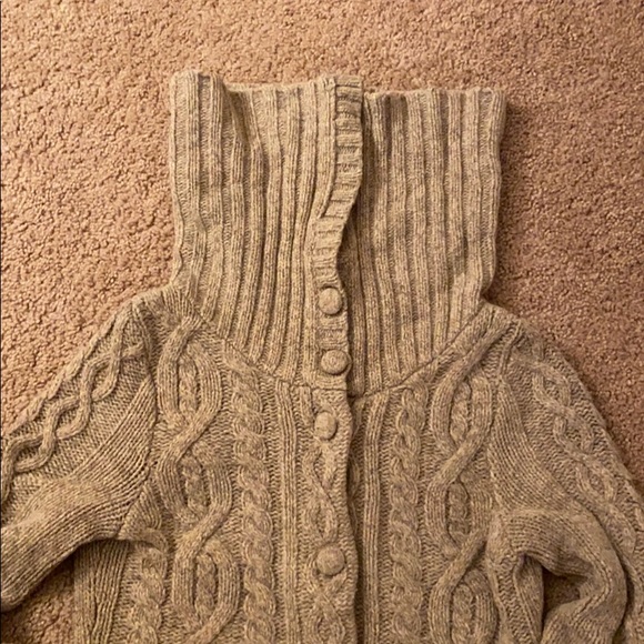 EUC Anthropologie Sleeping on Snow Button Sweater - Picture 10 of 10